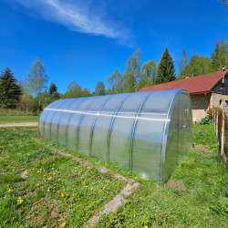Siltumnīca 3x8 m ar 4 mm polikarbonātu