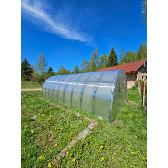 Siltumnīca 3x8 m ar 4 mm polikarbonātu