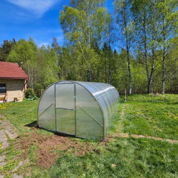 Siltumnīca 3x10 m ar 4 mm polikarbonātu