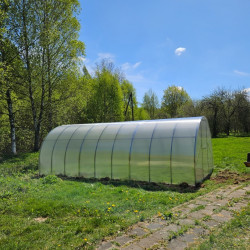 Siltumnīca 3x8 m ar 4 mm polikarbonātu
